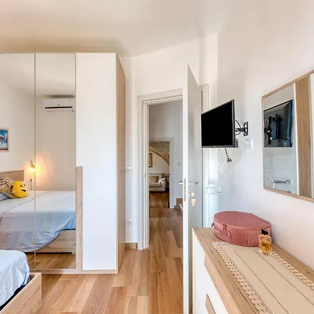 Eleonora Guest house