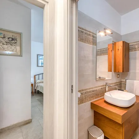 Eleonora Guest house